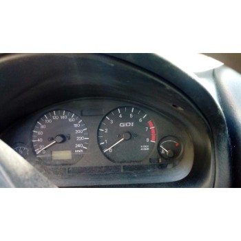 mitsubishi carisma berina 5 (da0) del año 1999