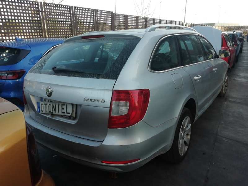 SKODA SUPERB COMBI (3T5)