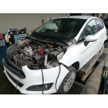 ford fiesta (ccn) del año 2013