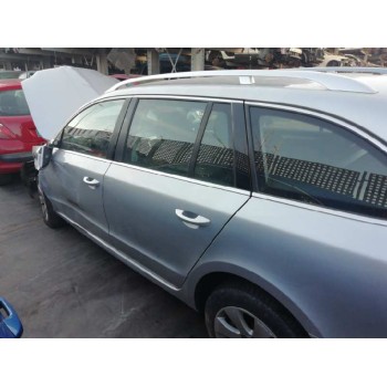 skoda superb combi (3t5) del año 2011