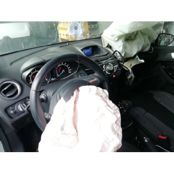 ford fiesta (ccn) del año 2013