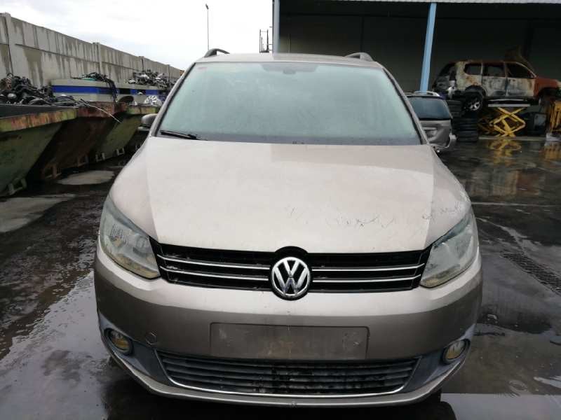 VOLKSWAGEN TOURAN (1T3)