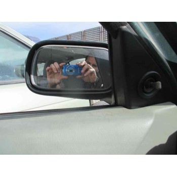 nissan primera berlina (p11) del año 2001