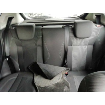 ford fiesta (ccn) del año 2013