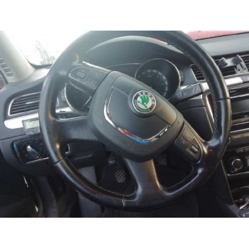 skoda superb combi (3t5) del año 2011