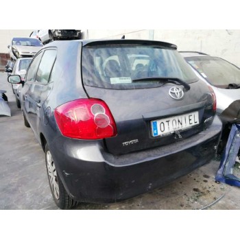 toyota auris del año 2008