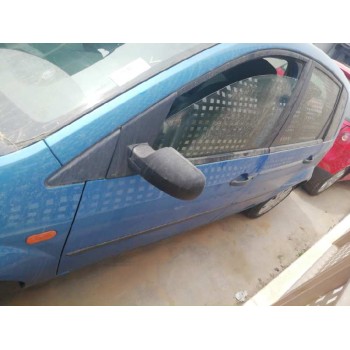 ford fiesta (cbk) del año 2004