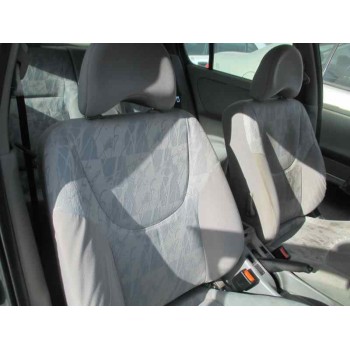 nissan primera berlina (p11) del año 2001