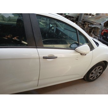 PUERTA DELANTERA DERECHA 