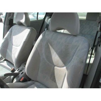 nissan primera berlina (p11) del año 2001