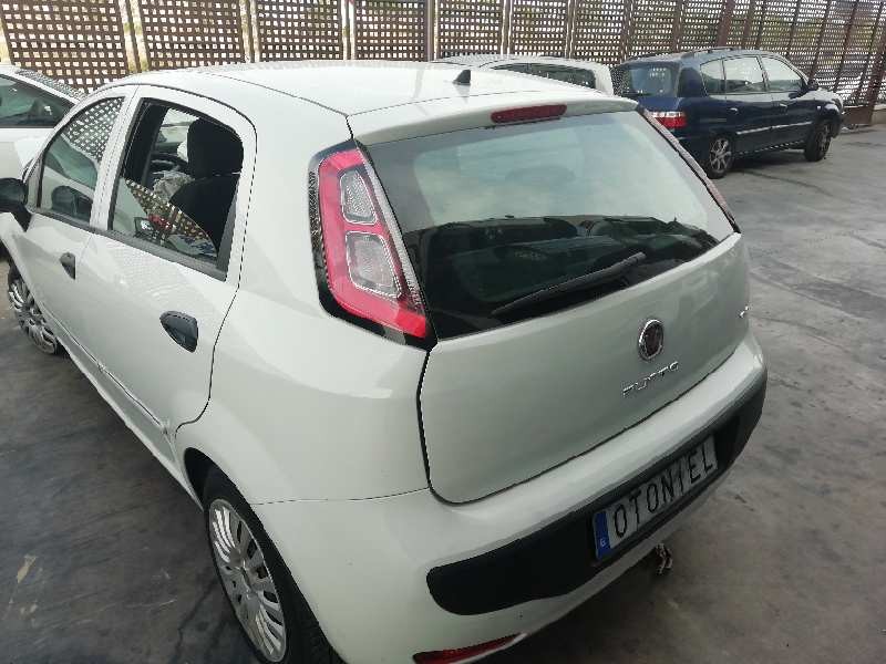 FIAT PUNTO (EVO) (199)