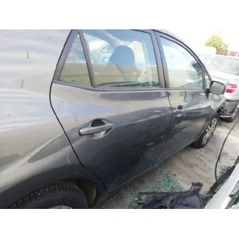 toyota auris del año 2008