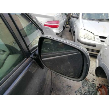 toyota auris del año 2008