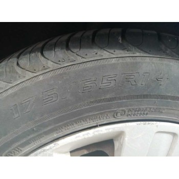 ford fiesta (cbk) del año 2004