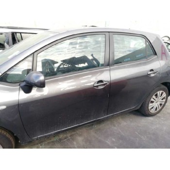 toyota auris del año 2008