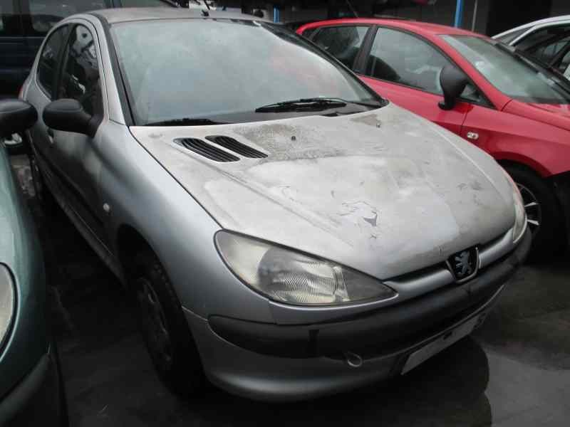 peugeot 206 berlina del año 1999