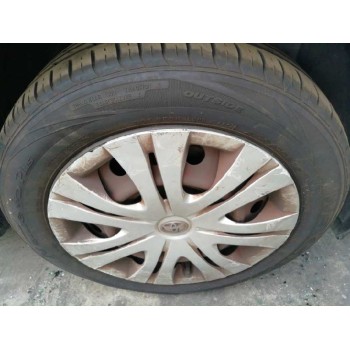 toyota auris del año 2008