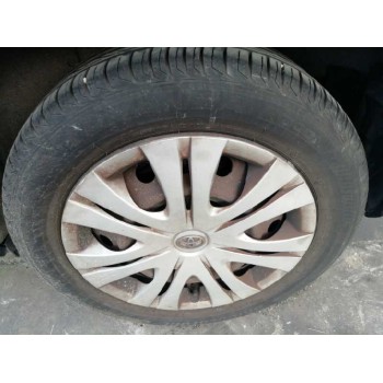 toyota auris del año 2008