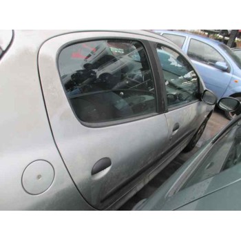 peugeot 206 berlina del año 1999