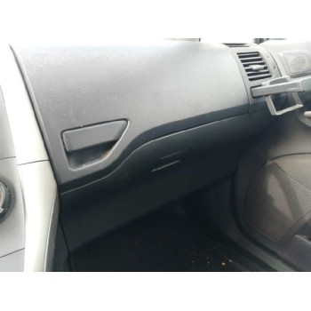 toyota auris del año 2008