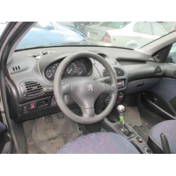 peugeot 206 berlina del año 1999