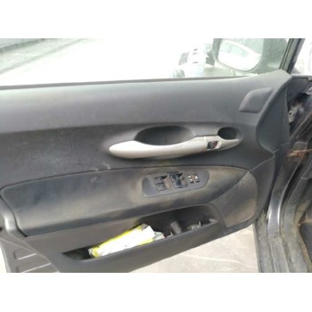 toyota auris del año 2008