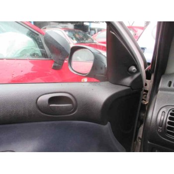 peugeot 206 berlina del año 1999