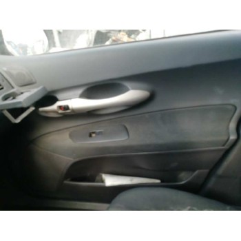 toyota auris del año 2008