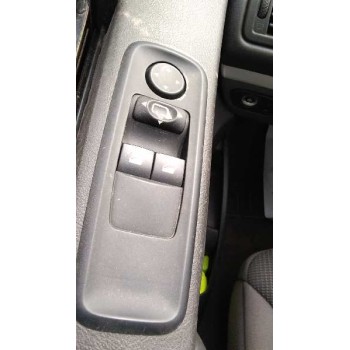 peugeot 807 del año 2005