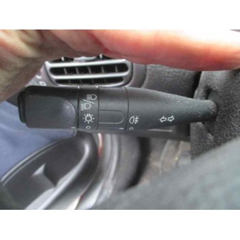 peugeot 206 berlina del año 1999