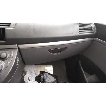 peugeot 807 del año 2005