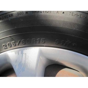 kia carens del año 2004