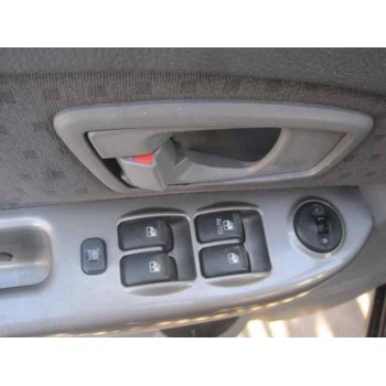 kia carens del año 2004