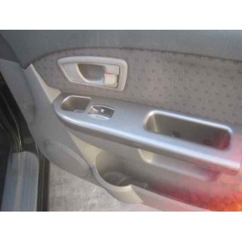 kia carens del año 2004