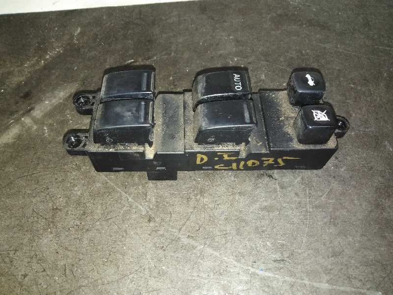 Recambio de mando elevalunas delantero izquierdo para nissan primera berlina (p12) 1.6 cat referencia OEM IAM 25401AV640  