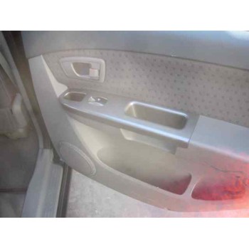 kia carens del año 2004