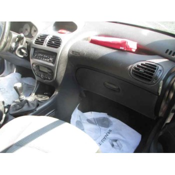 peugeot 206 berlina del año 2005