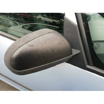 mitsubishi colt berlina 5 (z30a) del año 2005