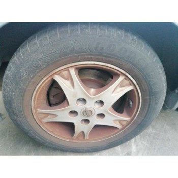 nissan almera tino (v10m) del año 2004