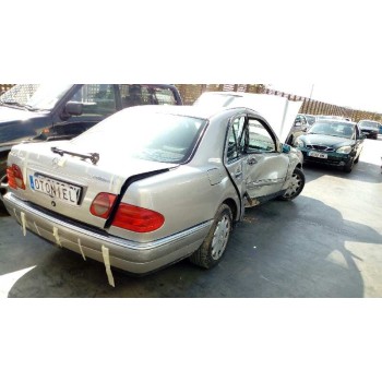 mercedes-benz clase e (w210) berlina diesel del año 1999