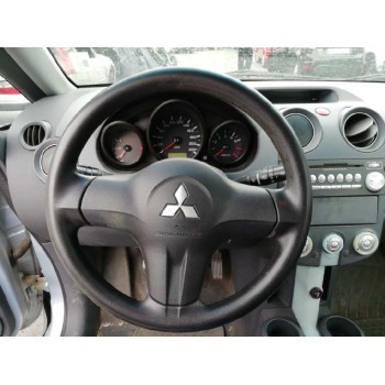 mitsubishi colt berlina 5 (z30a) del año 2005