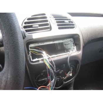 peugeot 206 berlina del año 1999