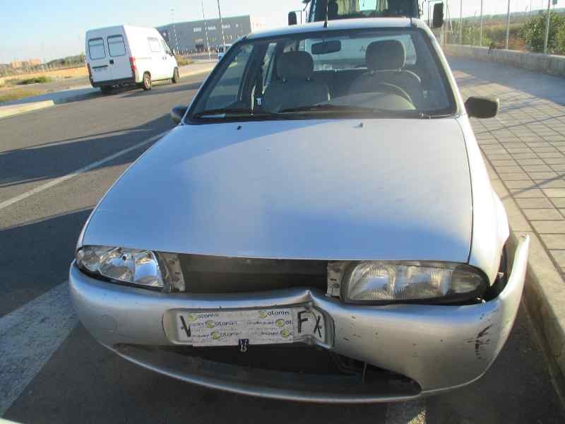 ford fiesta berlina del año 1997