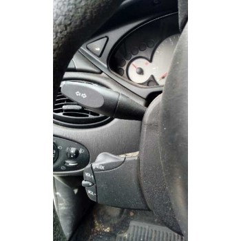 ford focus berlina (cak) del año 2002