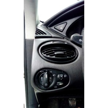 ford focus berlina (cak) del año 2002