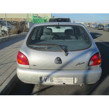 ford fiesta berlina del año 1997