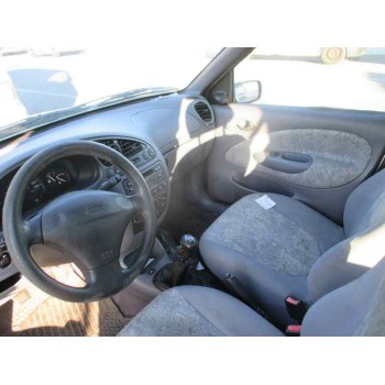 ford fiesta berlina del año 1997