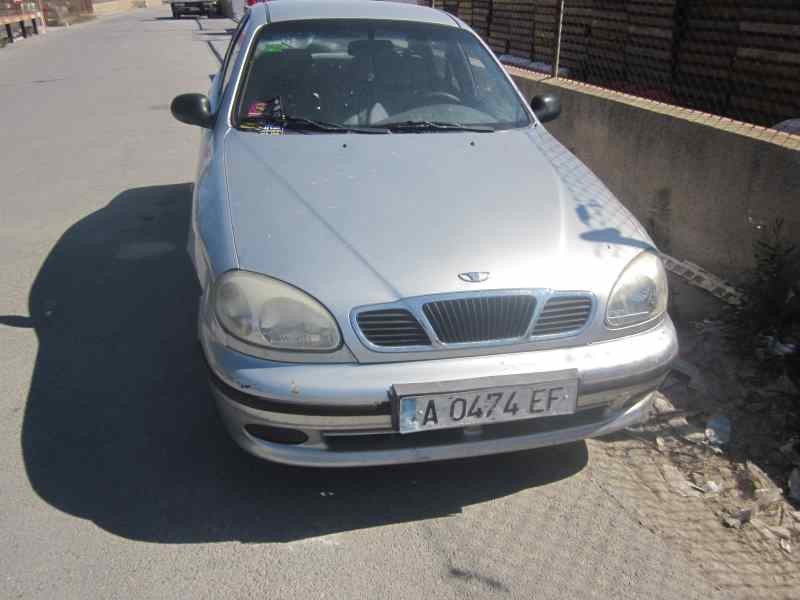 daewoo lanos del año 1999