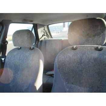 ford fiesta berlina del año 1997