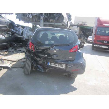 mitsubishi colt berlina 5 (z30a) del año 2006